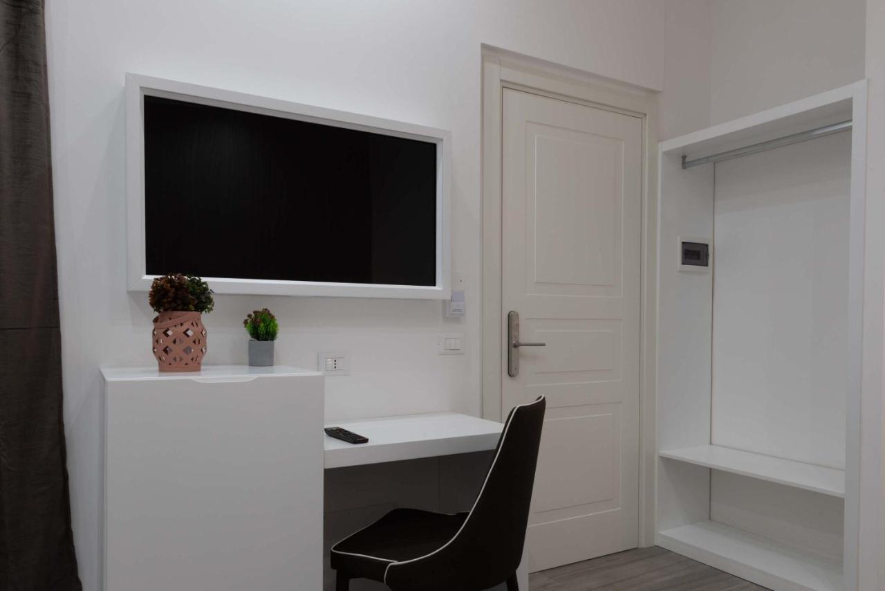 Blanc Rooms Палермо Екстериор снимка